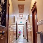 Caesar Hotel 2*