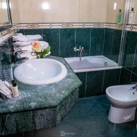 Caesar Отель 2*